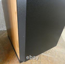 Dynaudio Audience 70 Floorstanding Speaker Pair Natural Finish Preowned