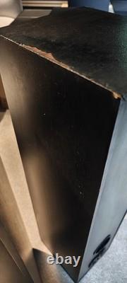 Dynaudio Audience 8 Floor stand speakers original boxes minor cosmetic damage