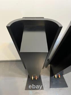 Ensemble Primadonna stereo speakers with shipping crate