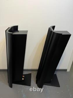 Ensemble Primadonna stereo speakers with shipping crate
