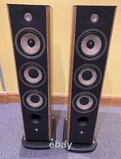 Ex-Display Focal Aria 926 Floorstanding Speakers Prime Walnut Finish