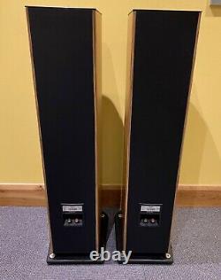 Ex-Display Focal Aria 926 Floorstanding Speakers Prime Walnut Finish
