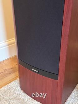 Floorstanding speakers Boston VR-1
