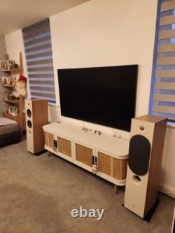 Focal Chora 816 Floorstanding hifi Speakers