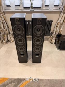 Focal Chorus 726 3-way floor-standing speakers gloss black high end