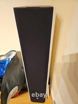 Focal Chorus 726 White Floor Standing 3 way Speakers
