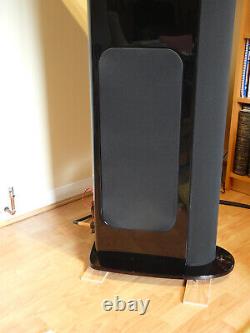 Goldenear Triton One. R Floorstanding Reference Hifi Speakers Mint Condition
