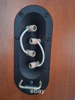 Great pair of Floorstanding Speakers Q Acoustics 1030i