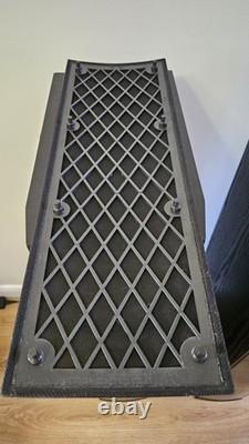 Jamo S606 Floorstanding Speakers
