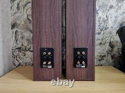 KEF Q500 Floorstanding Speakers (Pair) Walnut