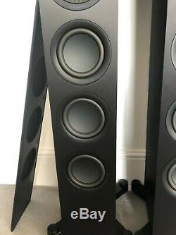 KEF Q550 Floorstanding Speakers Pair, Black Mint condition