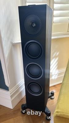 KEF Q550 Floorstanding Speakers Pair With Magnetic Grills- Immaculate Condition