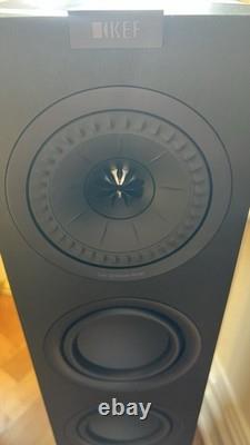 KEF Q550 Floorstanding Speakers Pair With Magnetic Grills- Immaculate Condition