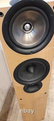 KEF Q5 Speaker Pair Floor standing Maple style finish GOOD used condition