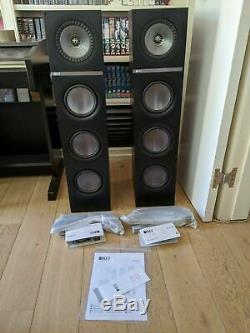 KEF Q700 Speakers Walnut. Twin floor standing speakers. Good conition