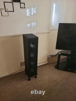 KEF Q750 Floorstanding Speakers Pair Excellent Condition New