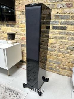KEF R500 Floorstanding Speakers with Original Packaging Piano Black