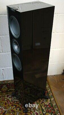 KEF R700'Black Edition' Floorstanding Speakers Preowned