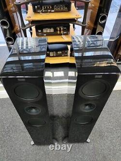 KEF R7 Floorstanding Speakers Gloss Black Ex Display 12 months warranty