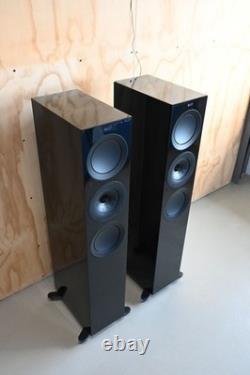 KEF R7 Meta Floorstanding Speakers Black Gloss EX-DISPLAY MODEL