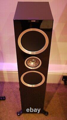 KEF R900 Floorstanding Speakers in Gloss Black Preowned