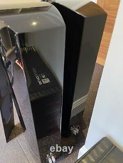KEF XQ40 Floorstanding Speakers Gloss Black, Perfect Condition