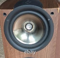 KEF iQ5 Floorstanding Speakers Walnut Pair Uni-Q