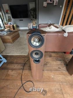 KEF iQ5 Floorstanding Speakers Walnut Pair Uni-Q