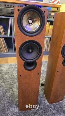 KEF iQ5 SP3501 Floorstanding Speakers Pair Walnut Finish Excellent Cond