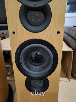 KEF iQ90 Floorstanding Speakers Boxed Excellent