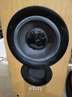 KEF iQ90 Floorstanding Speakers Boxed Excellent