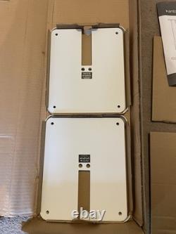 Kanto SP32PLW Speaker Floor Stands 32 Matt White Brand new, opened box