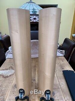 Kef IQ5 Floor standing Speakers, Light Oak. Immaculate Condition