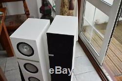 Kef Q500 Floor Standing Speakers White Exelant Condition