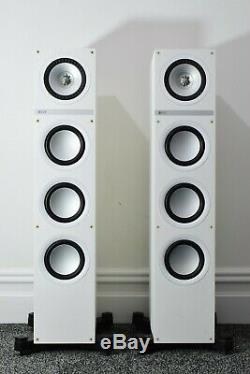 Kef Q500 In White Floor Standing Speakers. One Owner. Stunning