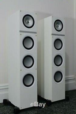 Kef Q500 In White Floor Standing Speakers. One Owner. Stunning