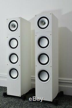 Kef Q500 In White Floor Standing Speakers. One Owner. Stunning