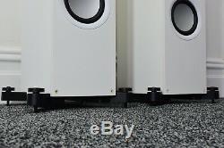 Kef Q500 In White Floor Standing Speakers. One Owner. Stunning