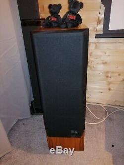 Kef Reference 104.2 Floorstanding Speakers, Refurbished. Reduced