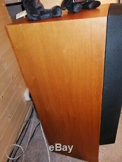 Kef Reference 104.2 Floorstanding Speakers, Refurbished. Reduced