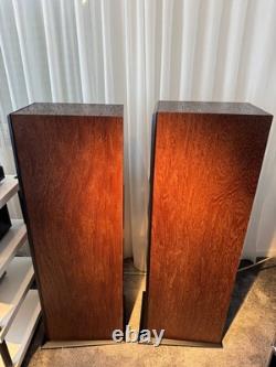 Klipsch RF7 III RF-7 III High End Horn Floorstanding Speaker in Walnut from Demo