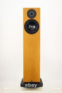 Kudos Super 20 Floorstanding Speakers Oak, boxed, 3 month warranty