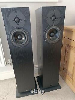 Kudos X2 floorstanding speakers (black ash) immaculate with original box