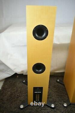 Linn Akurate 242 Floorstanding Speakers Used Good condition