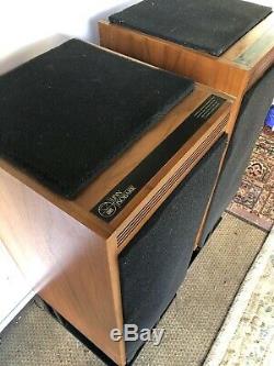 Linn Isobarik Hi Fi System Floor Standing Speakers With Stands