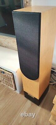 Living Voice Avatar Speakers Boxed Good Condition