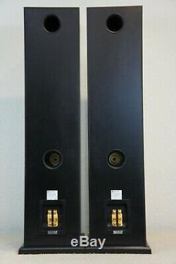 MONITOR AUDIO SILVER 8i FLOORSTANDING SPEAKERS WITH ORIGINAL MANUAL AND SPIKES