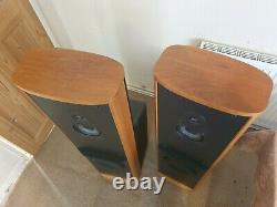 Mirage OM -7 Omnipolar Floor Standing Speakers Loudspeakers