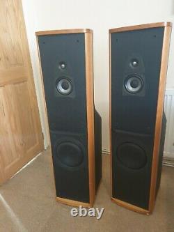 Mirage OM -7 Omnipolar Floor Standing Speakers Loudspeakers