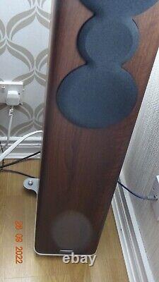 Mission QX-3 Floor standing Speakers in Walnut Pearl